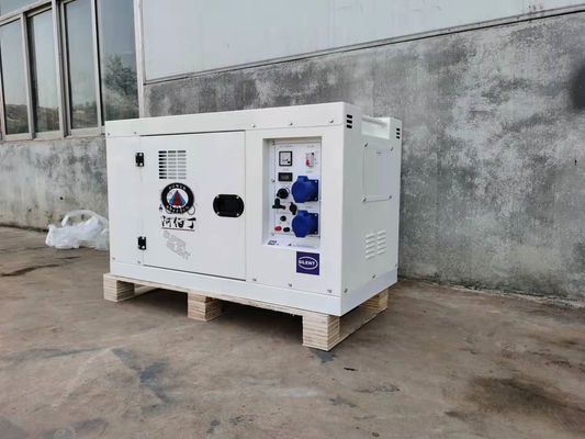 Generatore a gas naturale da 6 kW, set portatile a 4 cilindri raffreddato ad acqua con standard