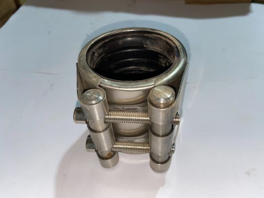 Adaptatore di connettori per parti di motori di generatori di gas della serie 190 fabbricati con tecnologia di forgiatura