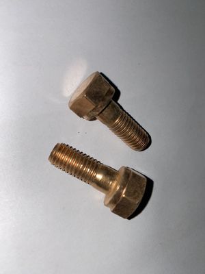 190 Serie 12V. 03.53B Parti del motore Testa del cilindro Fuso di scarico Componente standard