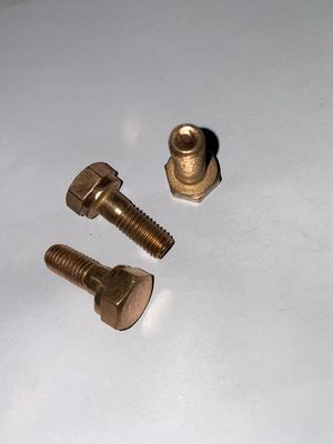 190 Serie 12V. 03.53B Parti del motore Testa del cilindro Fuso di scarico Componente standard
