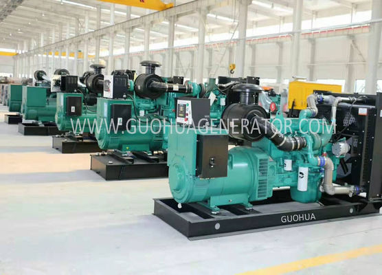 Generatore diesel da 100 kW senza spazzole Genset raffreddato ad acqua con serbatoio di combustibile base Y100